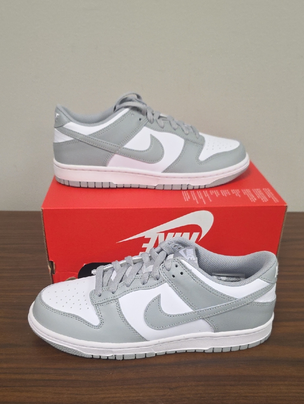 Nike Dunk Low GS White/Light Smoke Grey Women's Size 8.5 FB9109-123 New